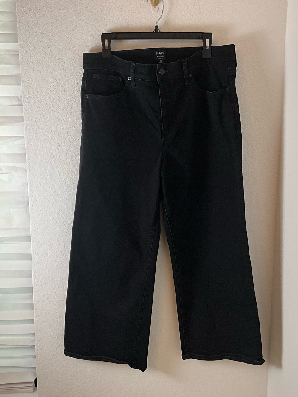 J. Crew Black Wide-Leg Cropped Jeans — Flared Silhouette size 32/14 women